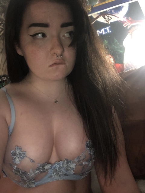 Aria OnlyFans Picture