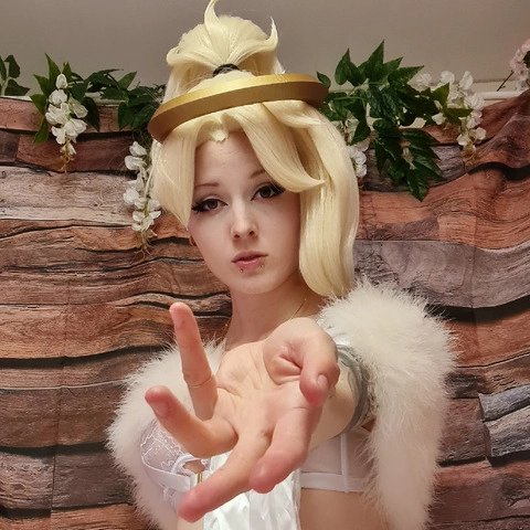 Riven Mercy (free of) OnlyFans Picture