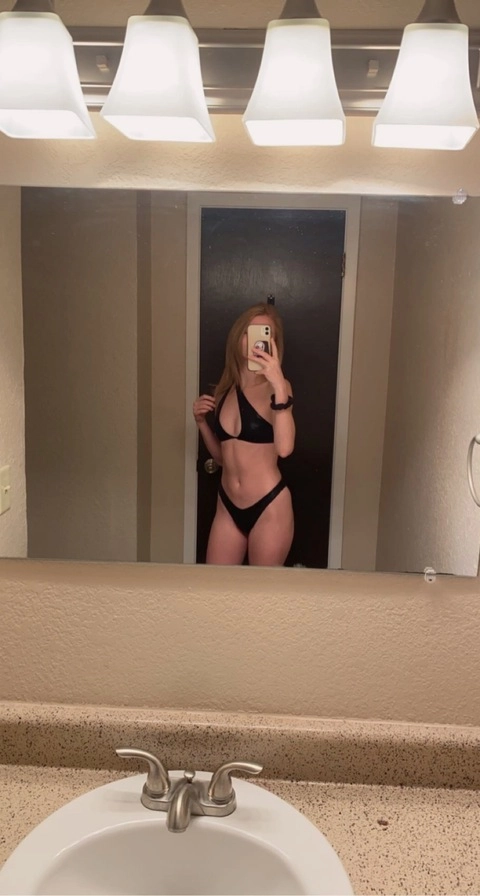 shy baby OnlyFans Picture