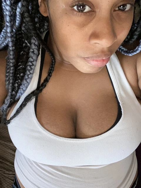 Mani OnlyFans Picture