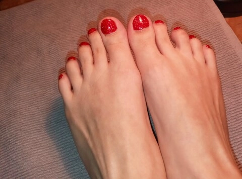 Doll Feet OnlyFans Picture