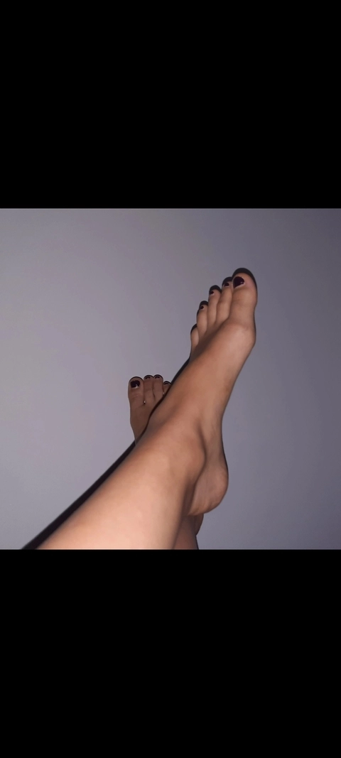 Lovely girl with lovely feet