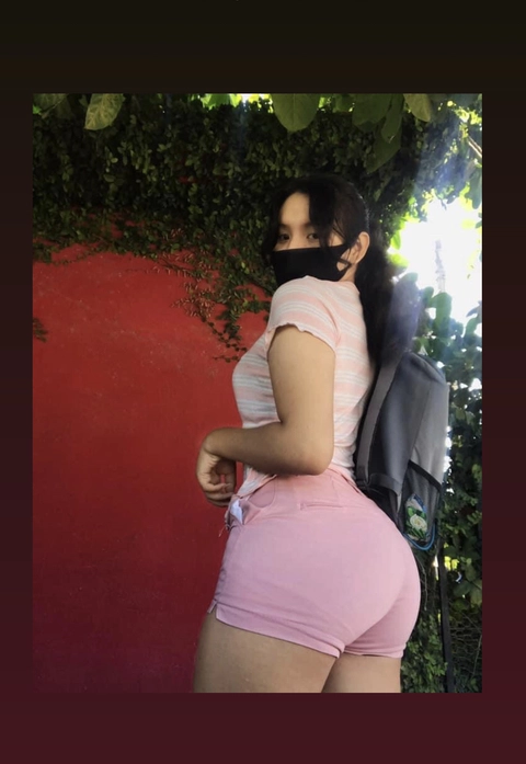 Emma Villa OnlyFans Picture