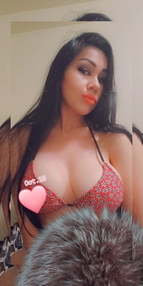 nelly lomely OnlyFans Picture