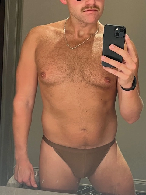 Axel OnlyFans Picture