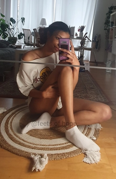 feets.of.hope🌸 OnlyFans Picture