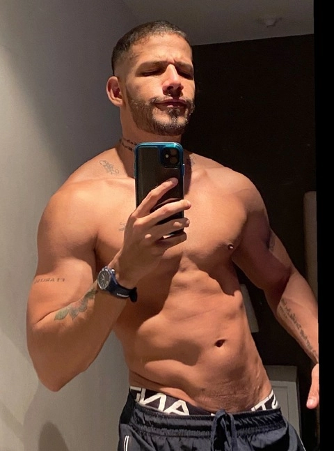 Ismael Jose Suárez Godoy OnlyFans Picture