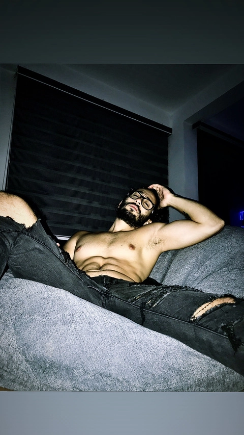 Mauricio Giraldo Ospina OnlyFans Picture