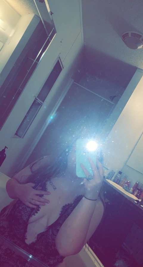 Allie OnlyFans Picture