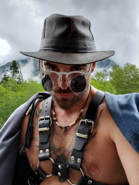 Misha Wolf  - Dom, Mister Wolf, He-Slut OnlyFans Picture