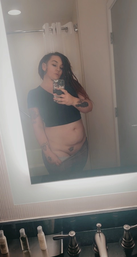 Divine Feminine OnlyFans Picture