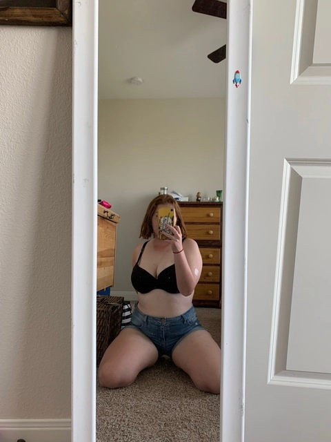 Ayla OnlyFans Picture