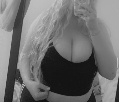 Rhi OnlyFans Picture