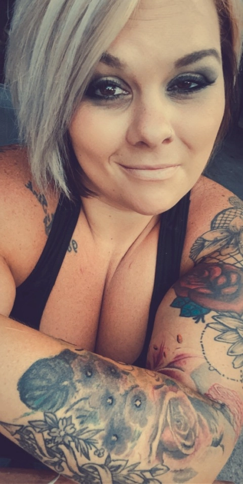 Tatted Beauty OnlyFans Picture