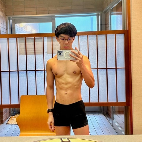 Bernard Wangg OnlyFans Picture