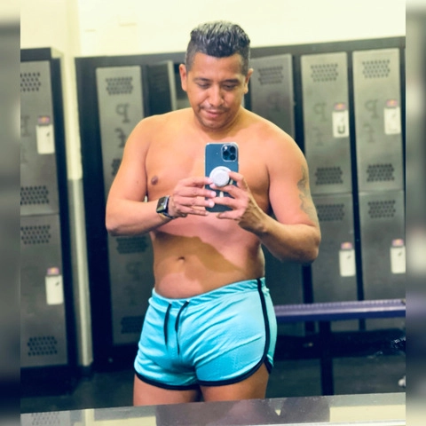 Luis Stalin Cruz OnlyFans Picture