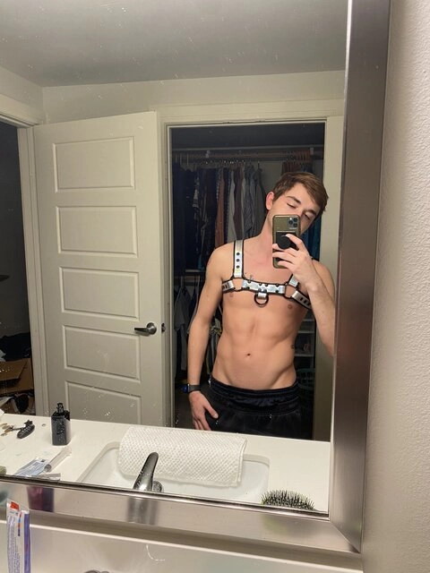 Grayson Lange OnlyFans Picture